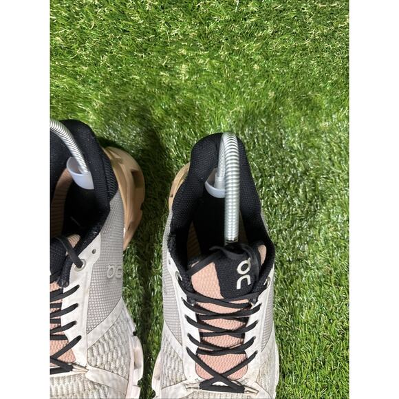 On Cloud Cloudflyer Running Shoes Womens 8 Sneakers Glacier Rosebrown 21.9956 - Picture 8 of 10